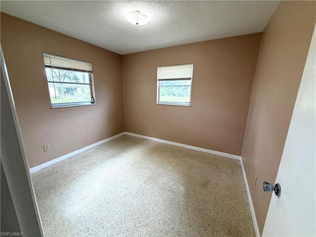 1407 Juddale ST E-5