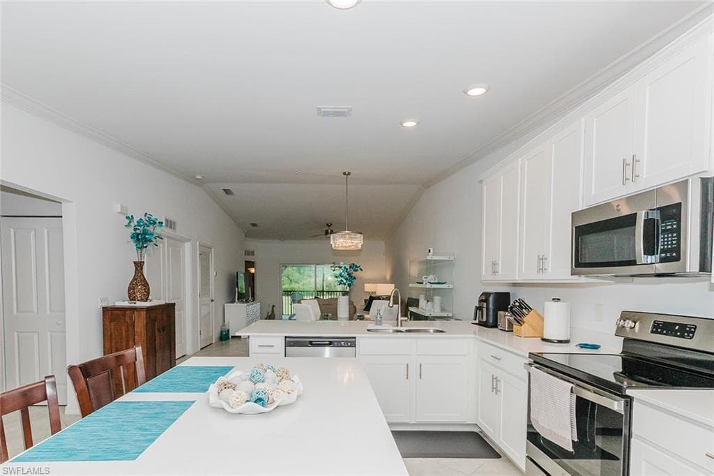 6082 National BLVD 121-7