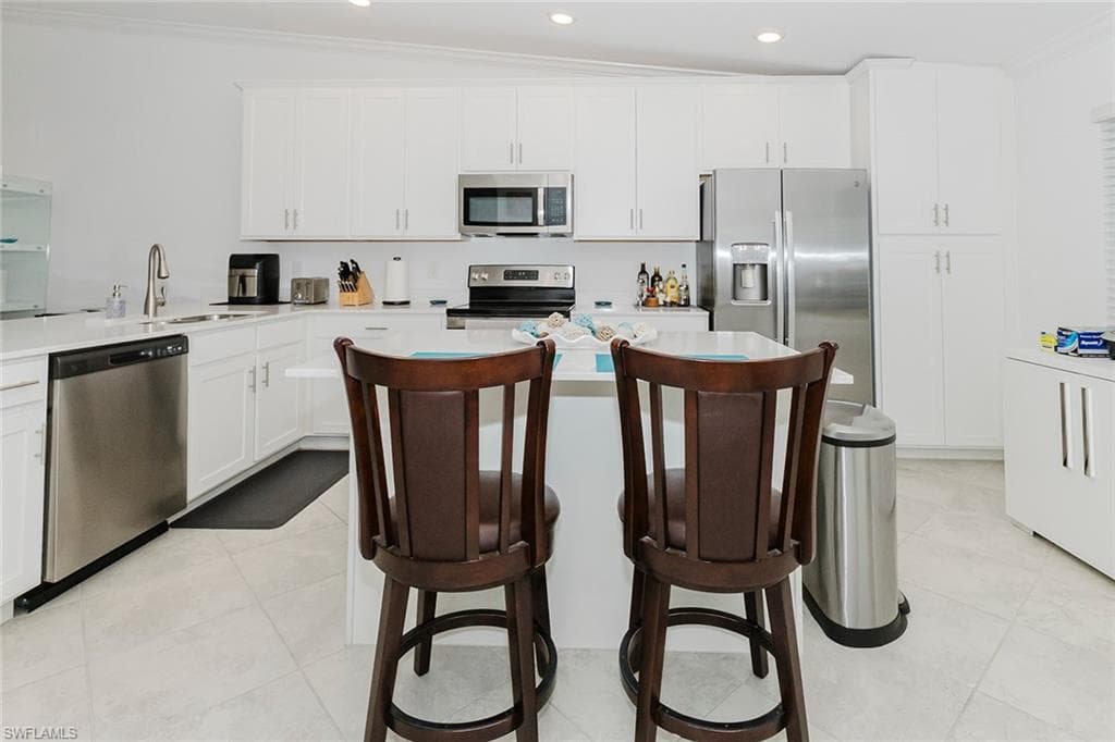 6082 National BLVD 121-5