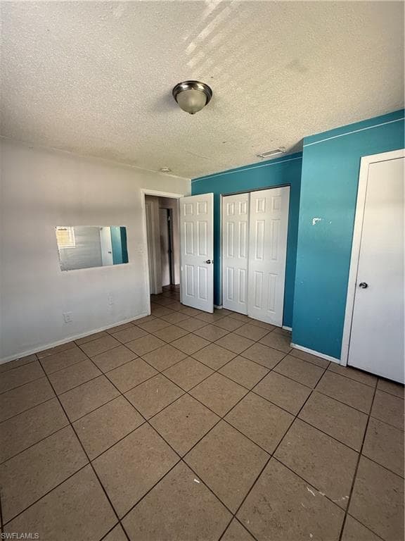 5456 10th AVE-4