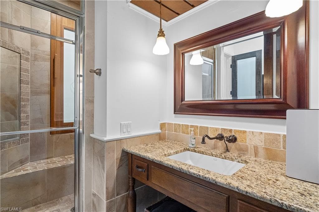 646 111th AVE N-43