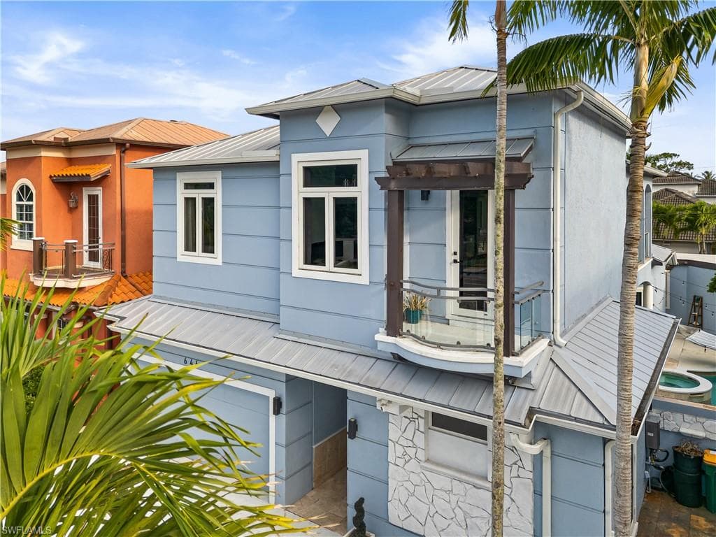 646 111th AVE N-9