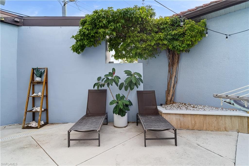 646 111th AVE N-30