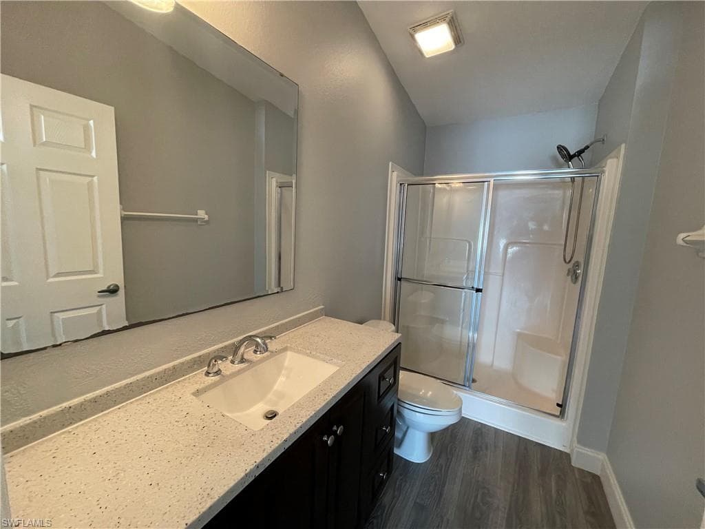 5527 Judith RD-22