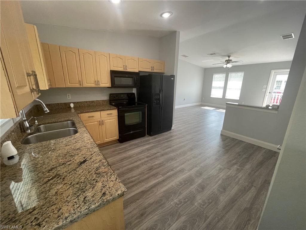 5527 Judith RD-15