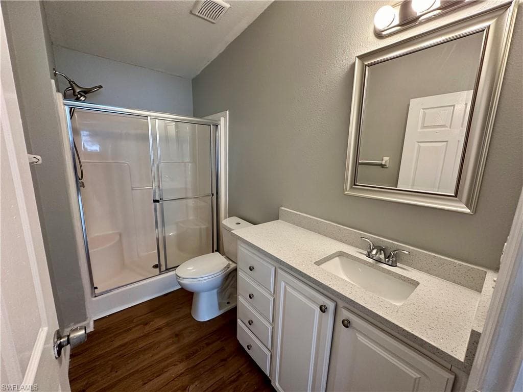 5527 Judith RD-11