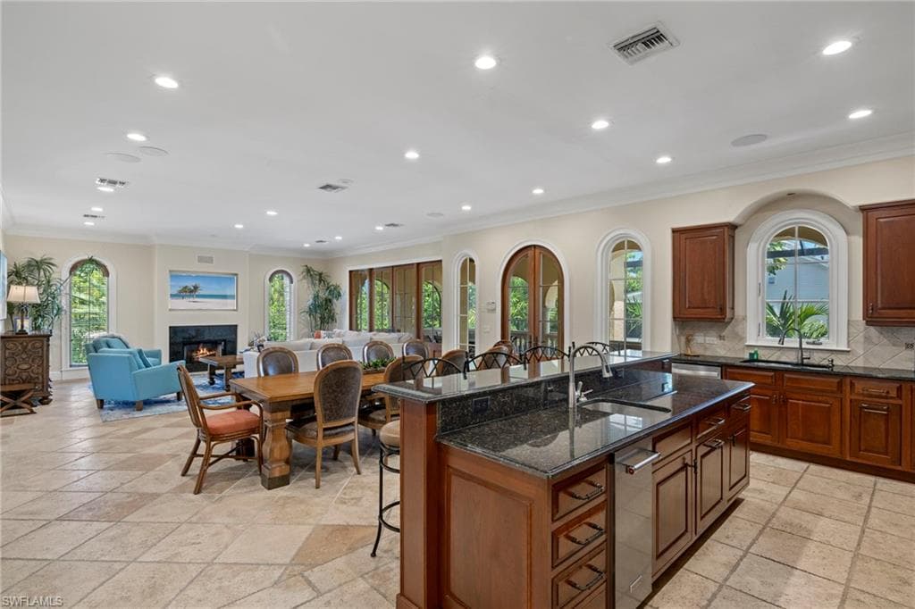 15161 Wiles DR-13