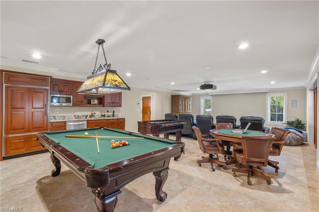 15161 Wiles DR-38