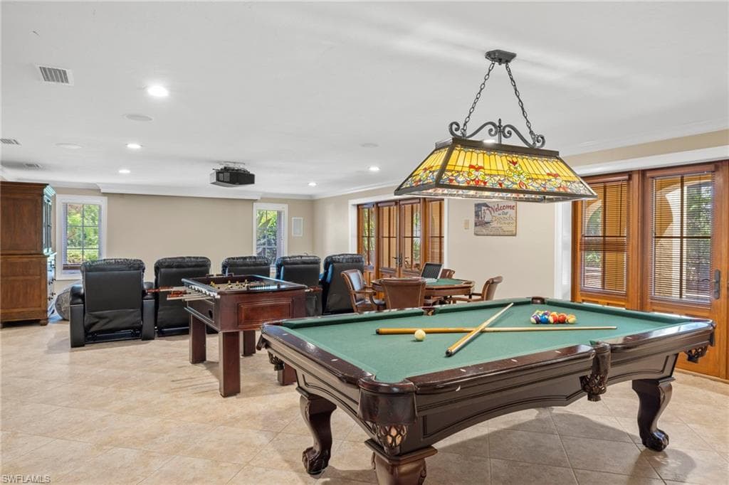 15161 Wiles DR-37