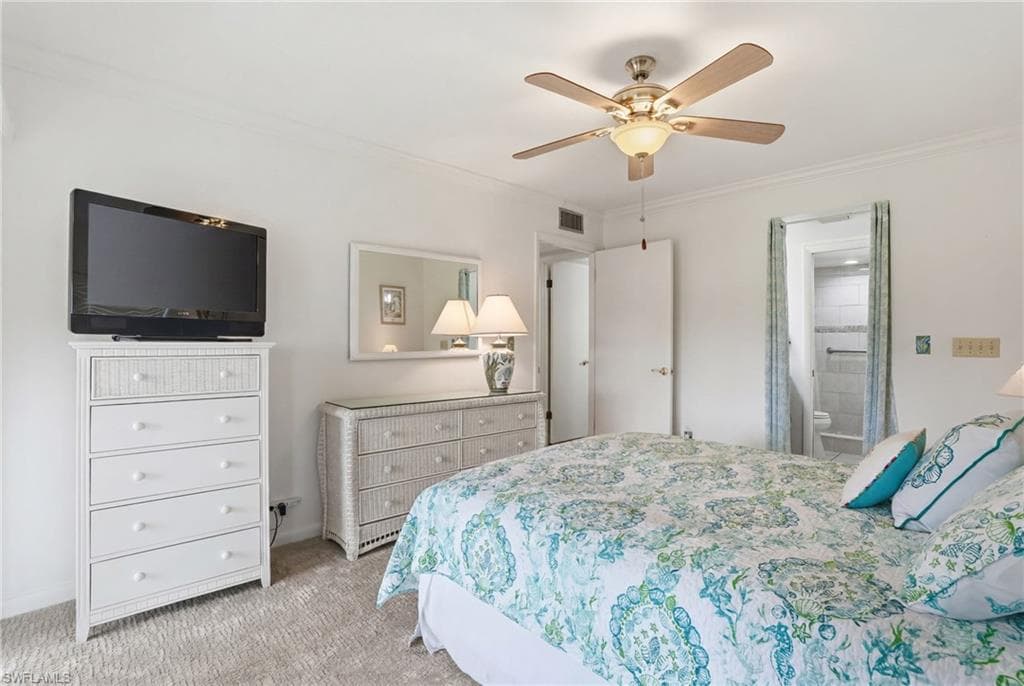 5625 Trailwinds DR 411-9