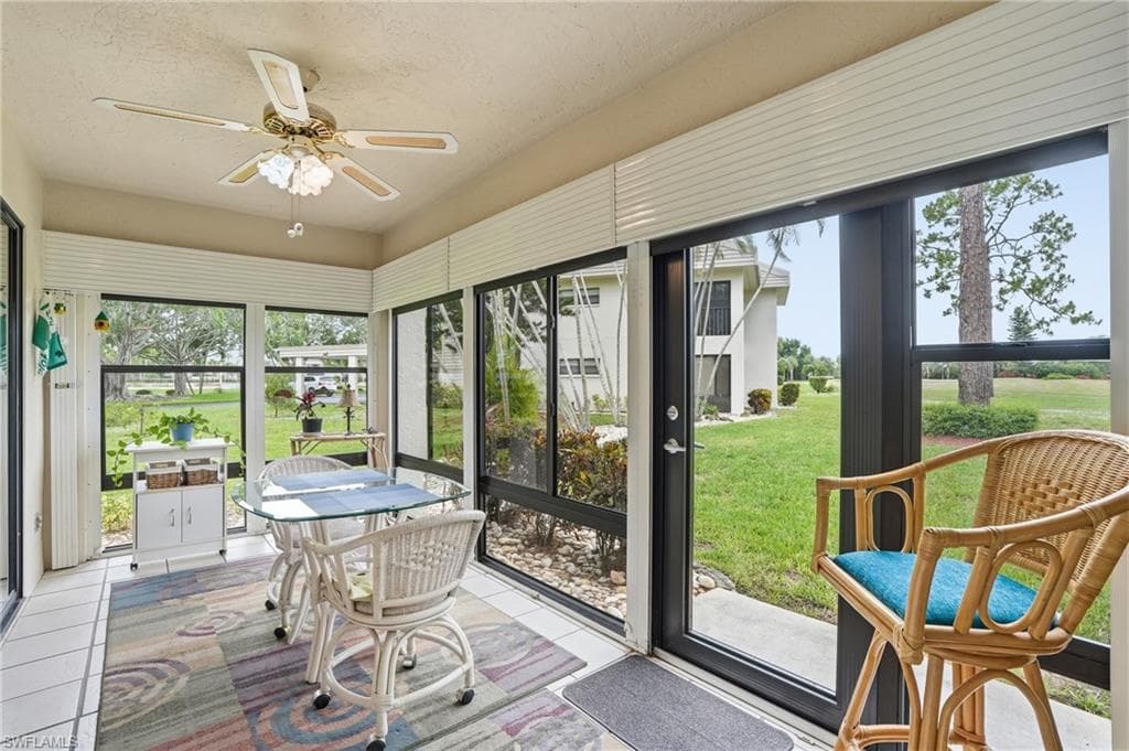 5625 Trailwinds DR 411-15
