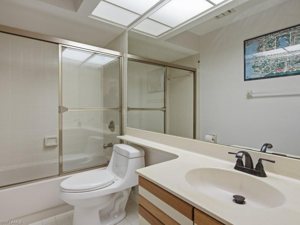 82 Cypress View DR-16