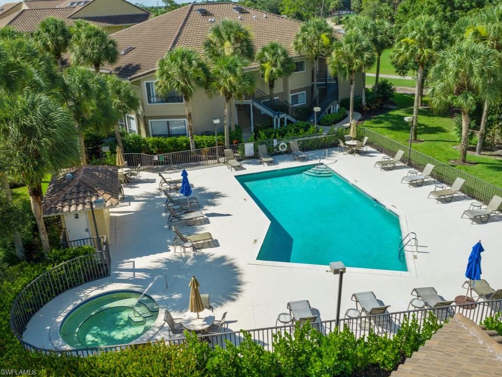 82 Cypress View DR-34