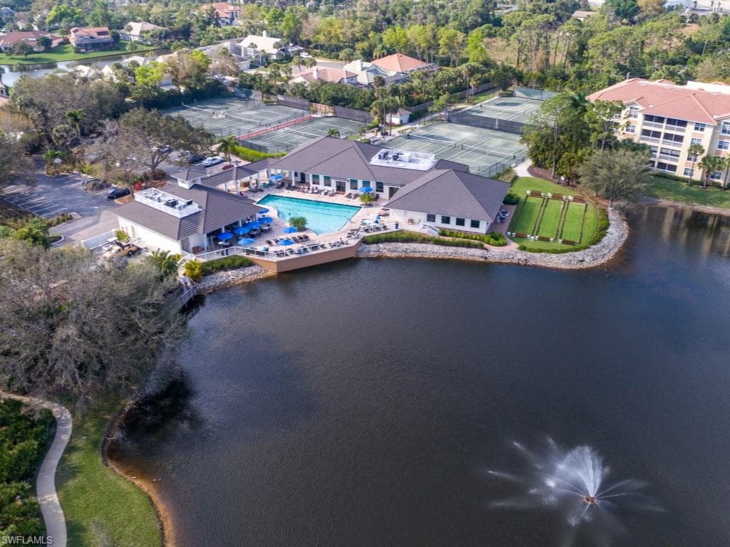 82 Cypress View DR-38