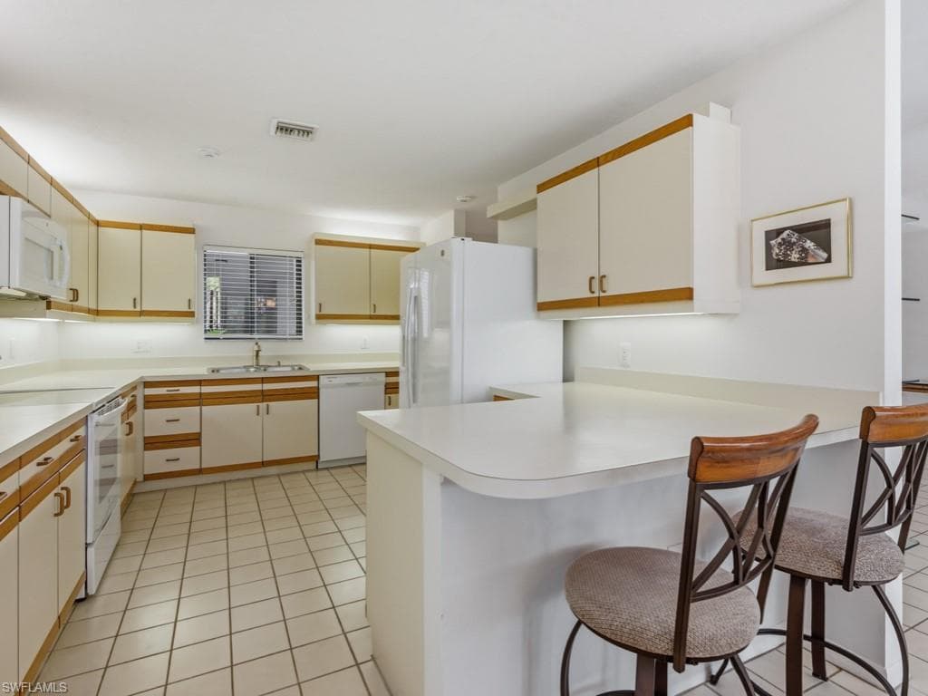 82 Cypress View DR-10
