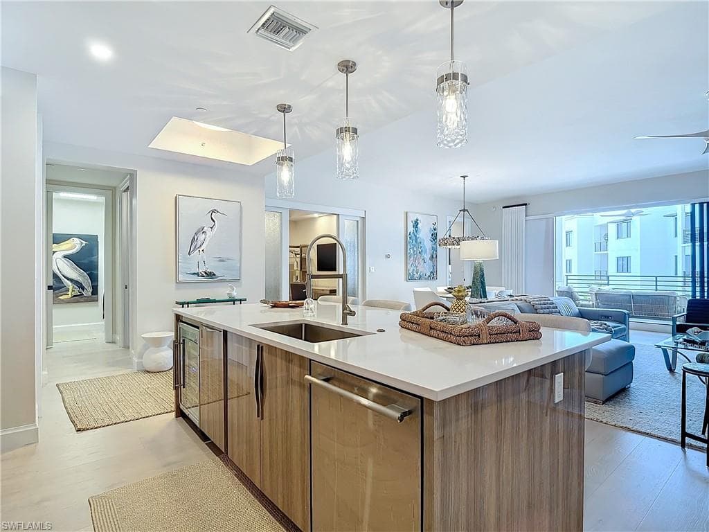 1125 Central AVE 462-6