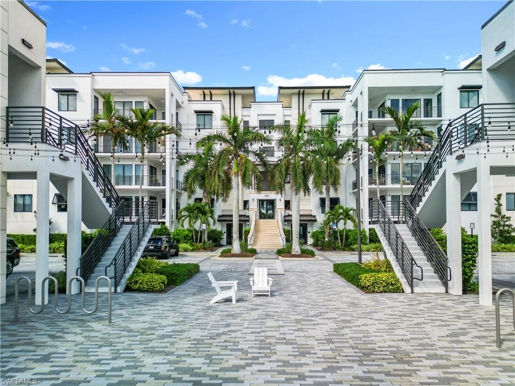 1125 Central AVE 462-1