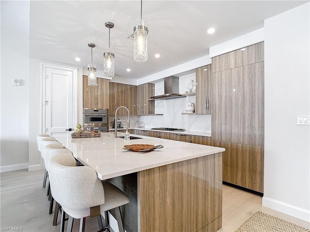1125 Central AVE 462-9