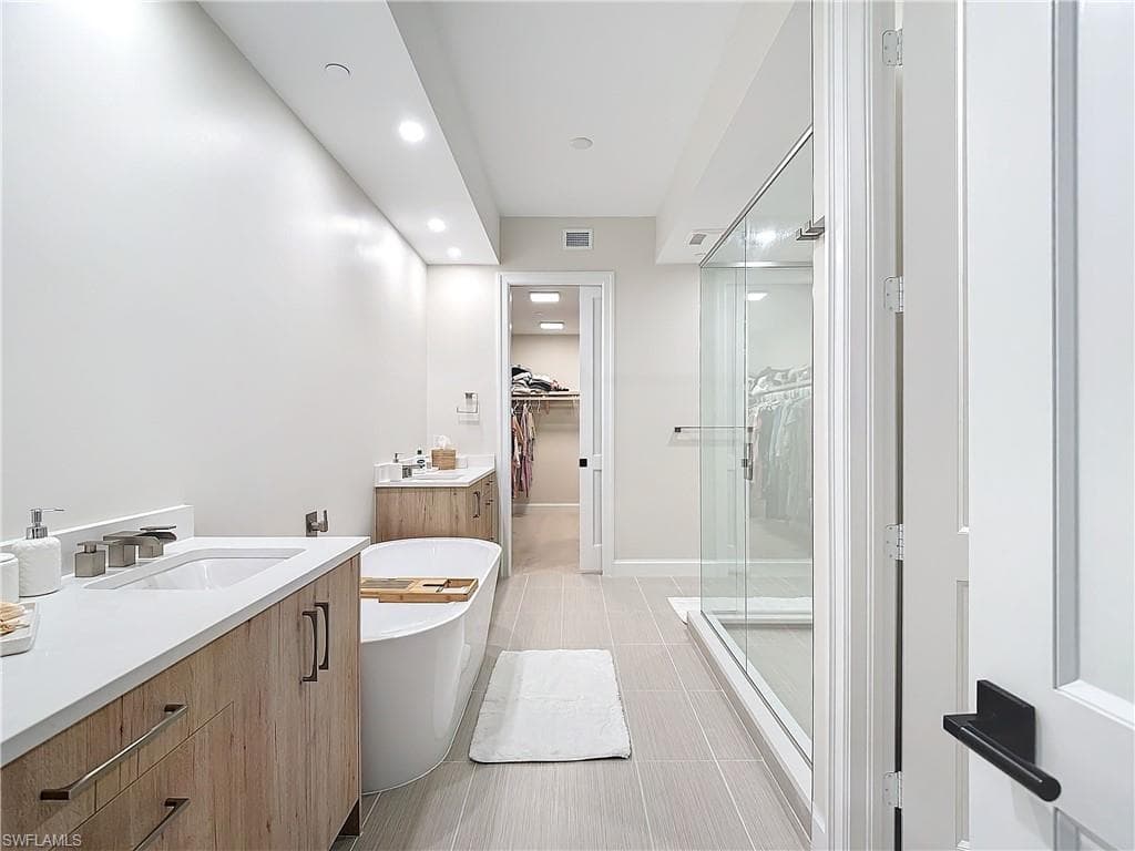 1125 Central AVE 462-19