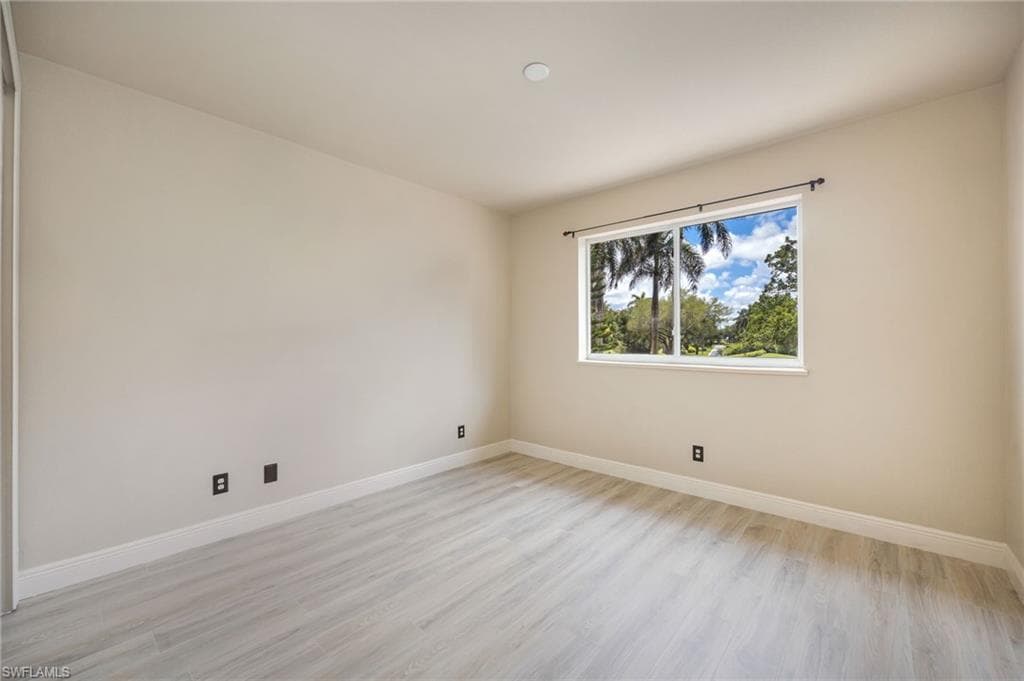 14112 Lavante CT-17