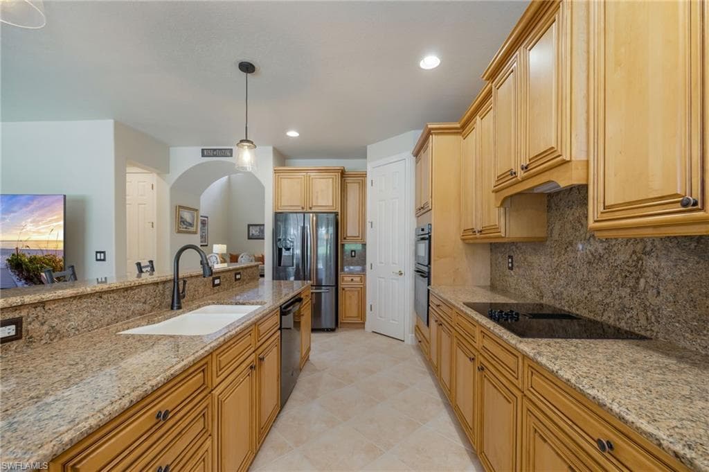 14112 Lavante CT-7