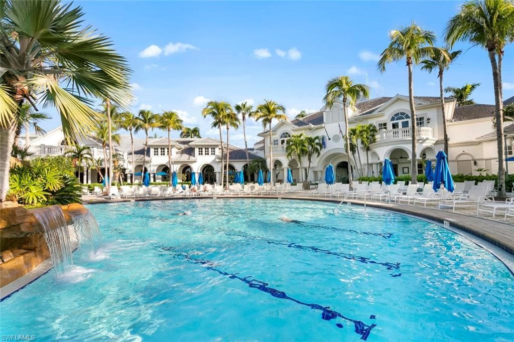 8572 Bellagio DR-23