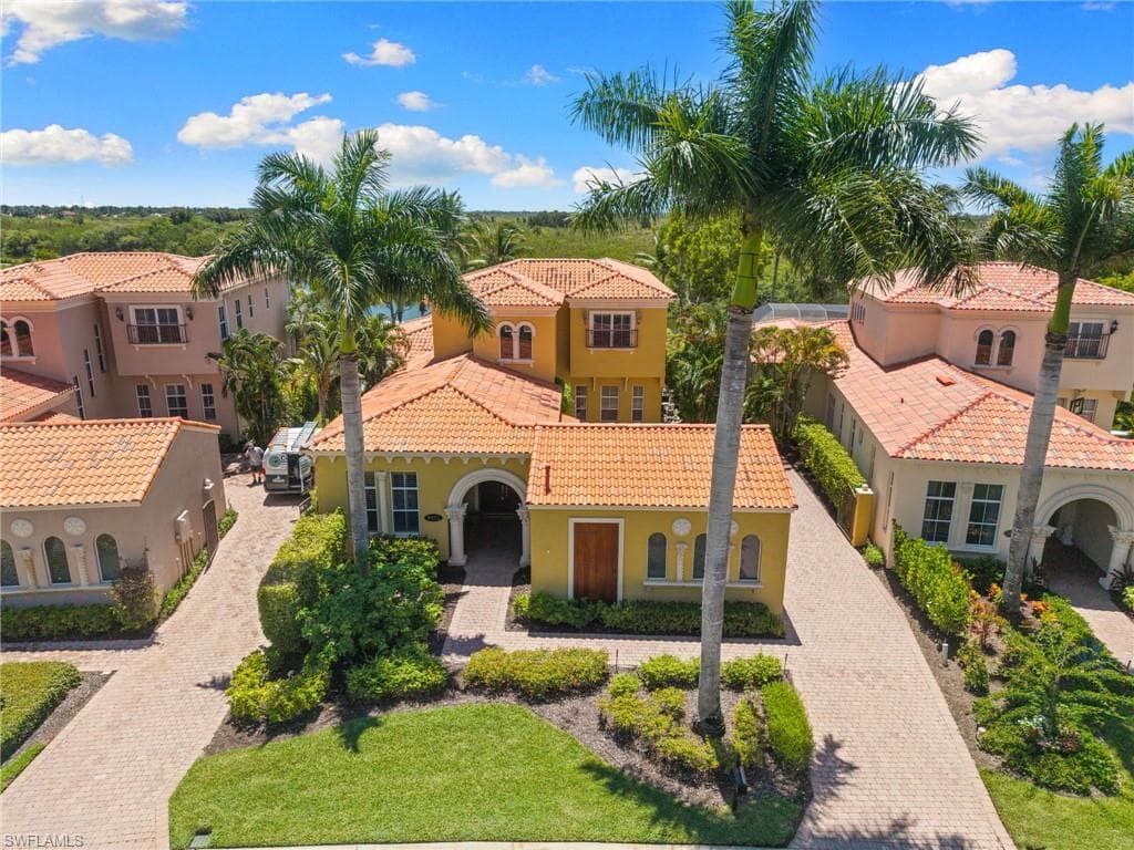 8572 Bellagio DR-17