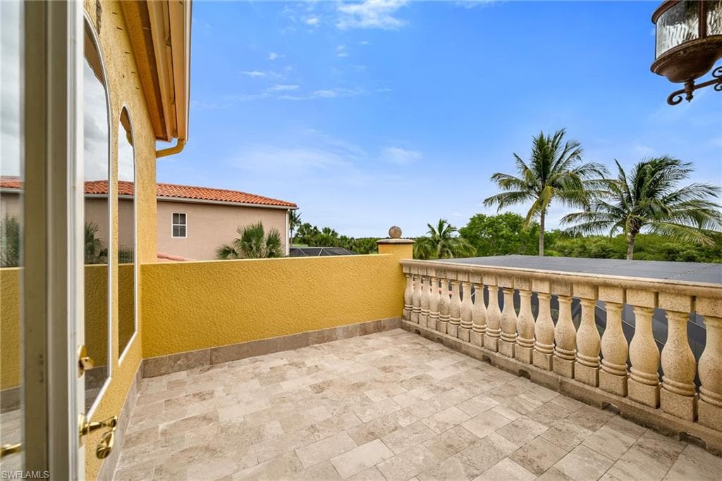 8572 Bellagio DR-18