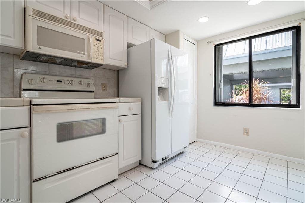 3914 Orange Grove BLVD 1-14