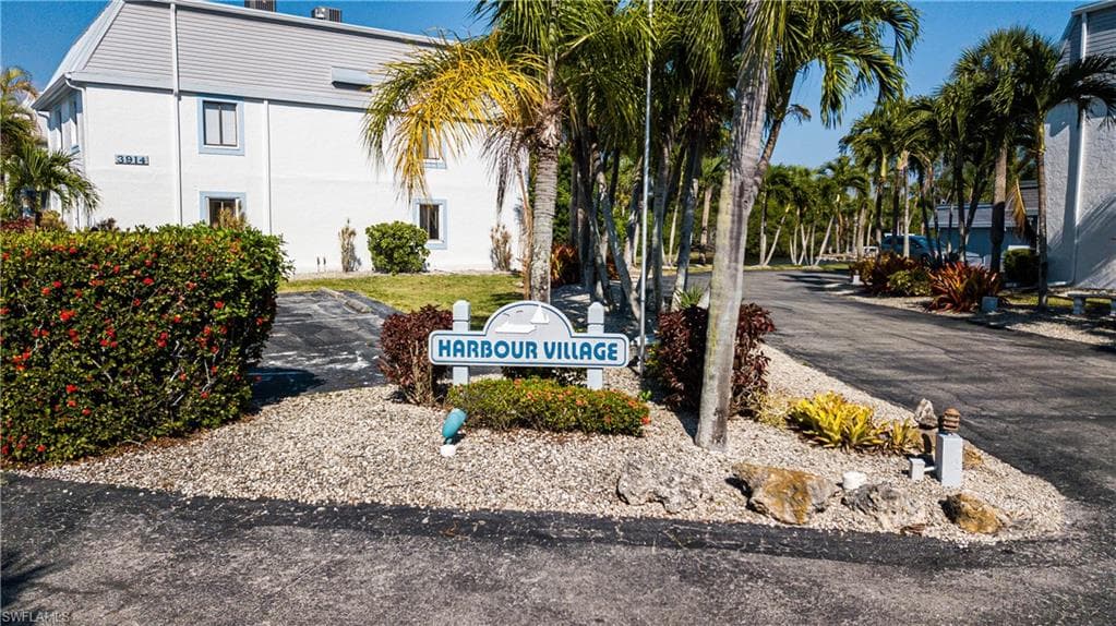 3914 Orange Grove BLVD 1-40