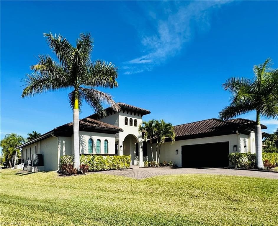 8533 S Lake CIR-2