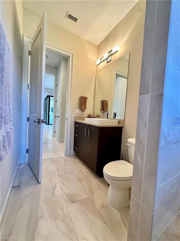 8533 S Lake CIR-43