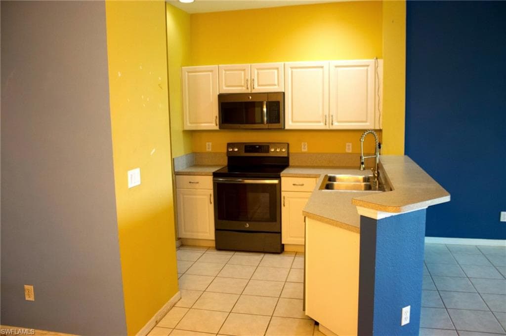 4213 Liron AVE 202-4