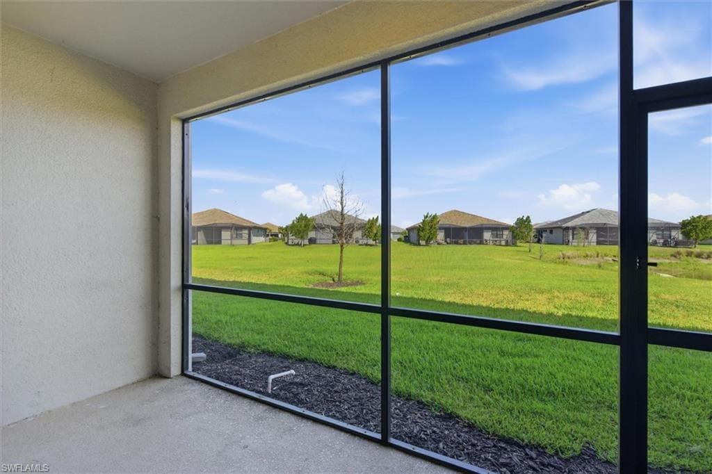 14128 Pine Lodge LN-27