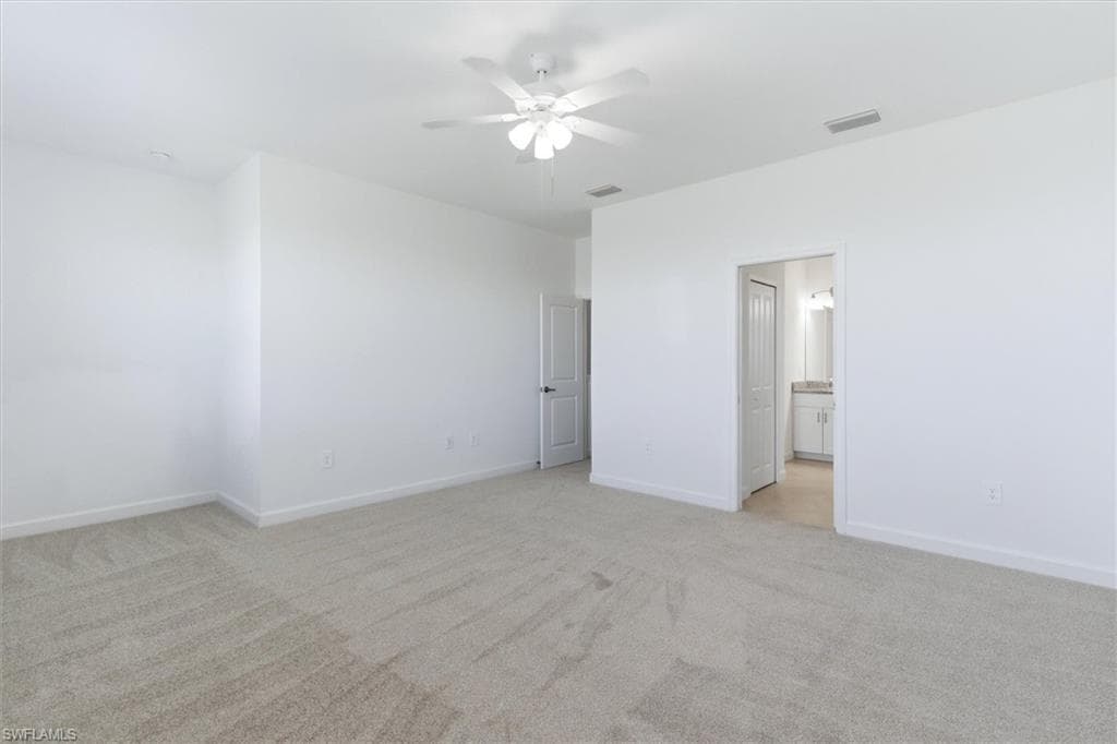 14128 Pine Lodge LN-13