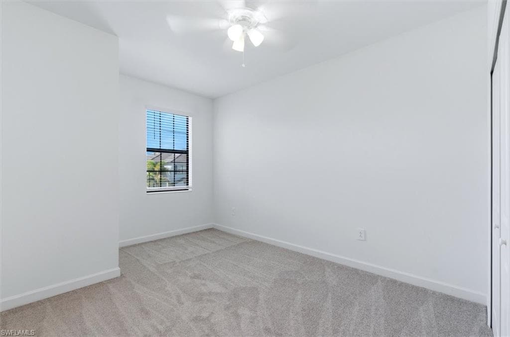 14128 Pine Lodge LN-16