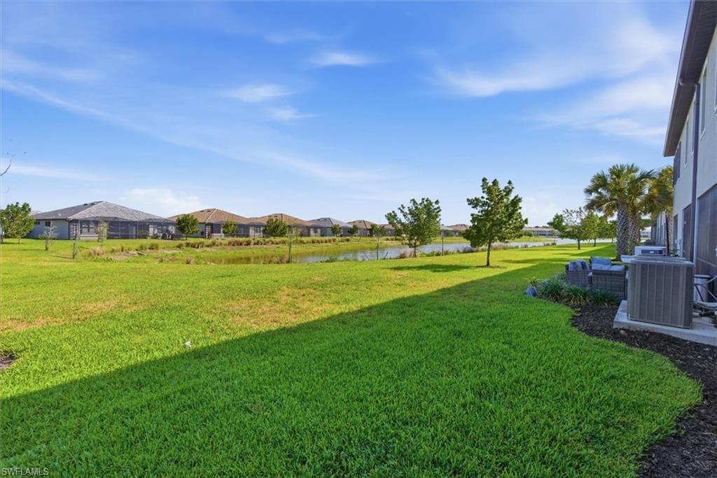 14128 Pine Lodge LN-29