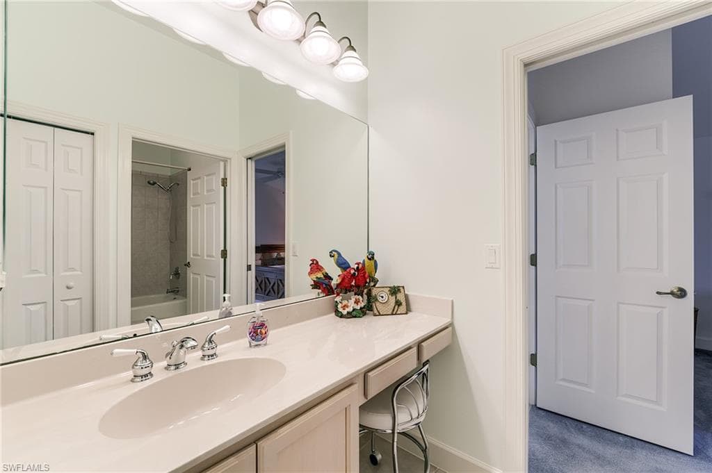 8864 New Castle DR-21