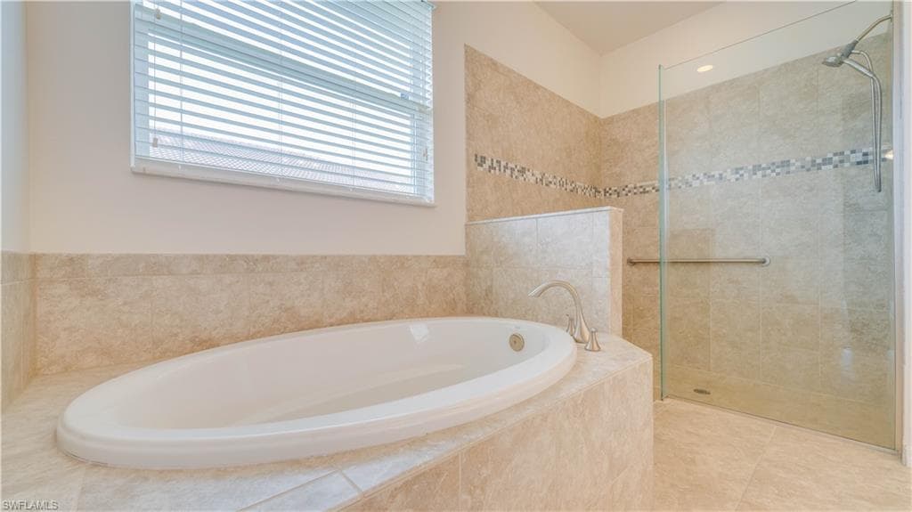 3036 Sunset Pointe CIR-24