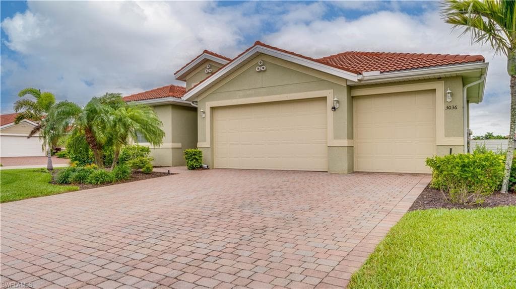 3036 Sunset Pointe CIR-33