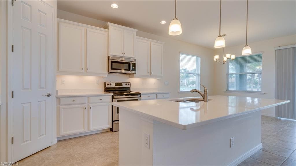 3036 Sunset Pointe CIR-29