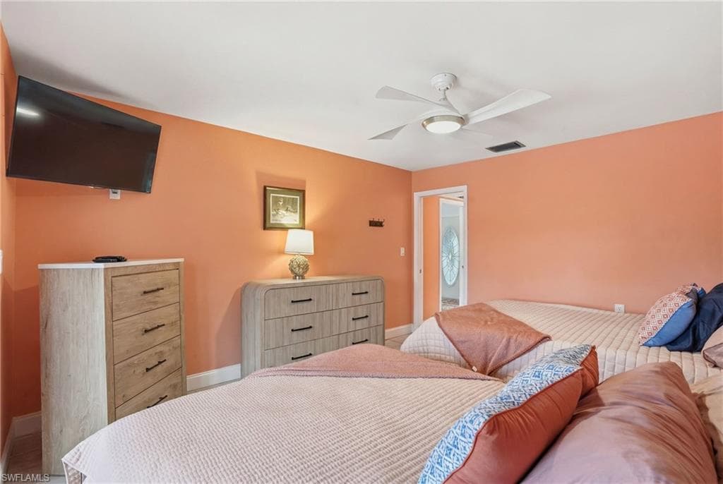 6114 Deer RUN-26