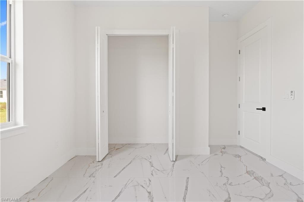 430 Petite AVE-13