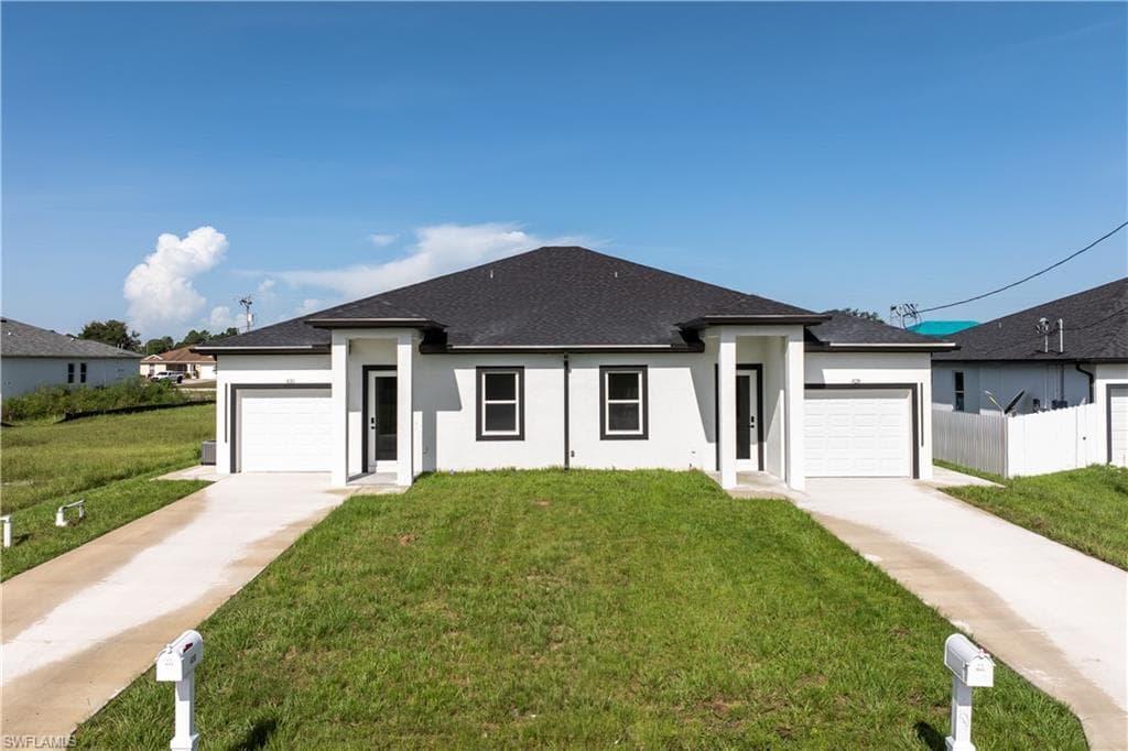 430 Petite AVE-1