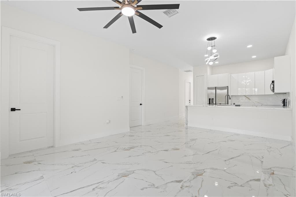 430 Petite AVE-41