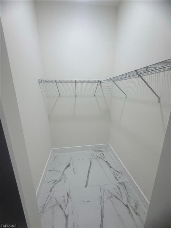 430 Petite AVE-39