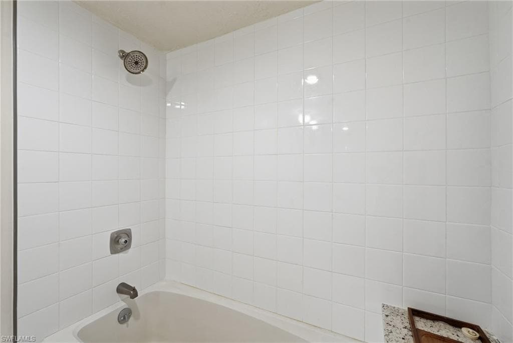 16211 Dublin CIR 104-27