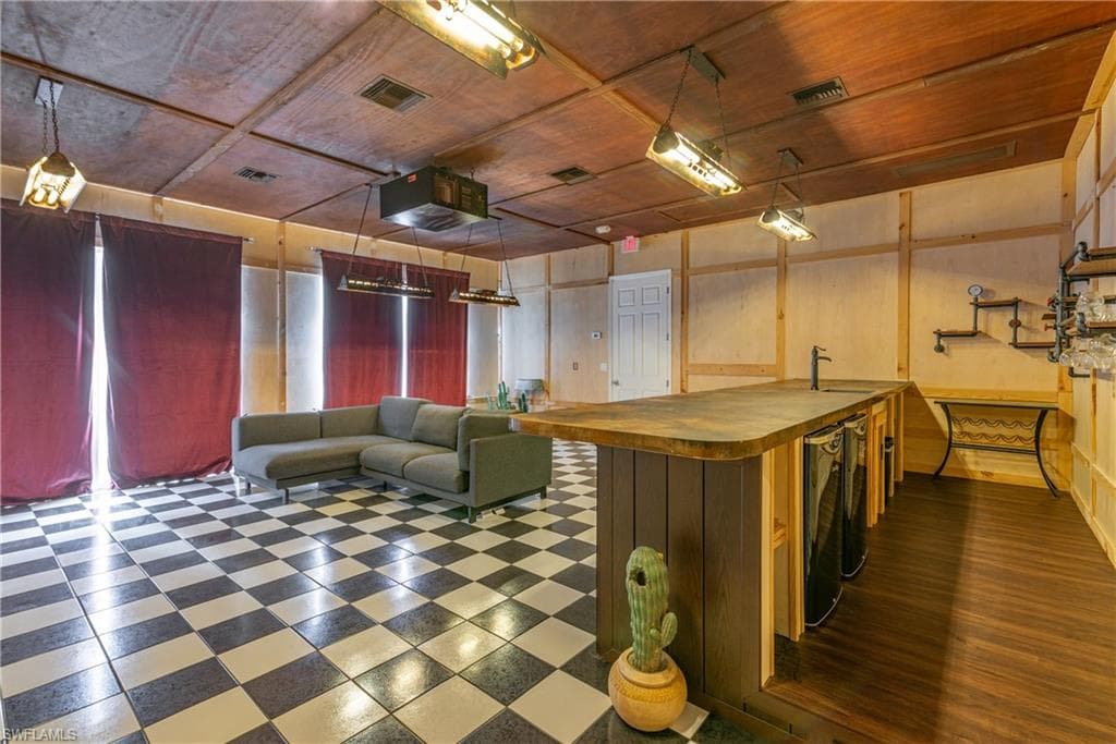 4235 SE 20th PL A405-25