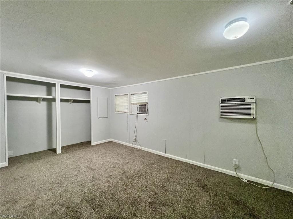 334 Capitol ST-7