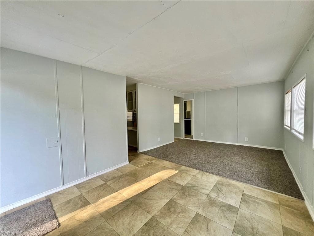334 Capitol ST-4